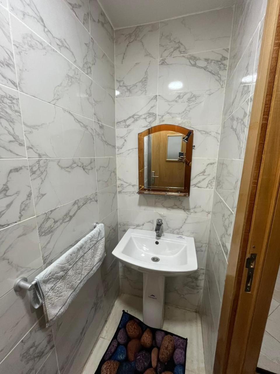 Annour Luxurious & Large Apartment In Oujda Centre Eksteriør billede