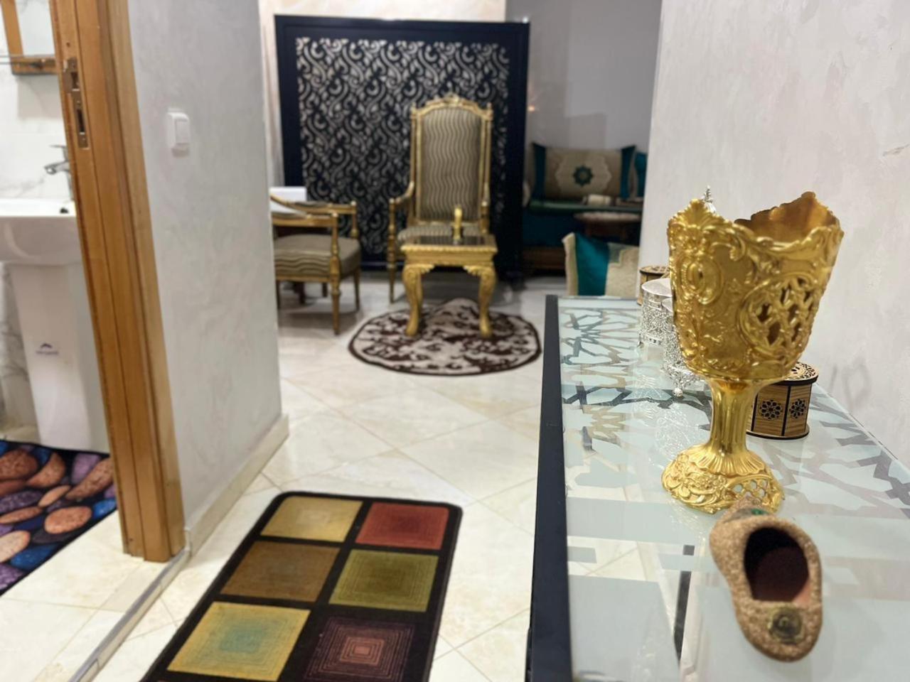 Annour Luxurious & Large Apartment In Oujda Centre Eksteriør billede